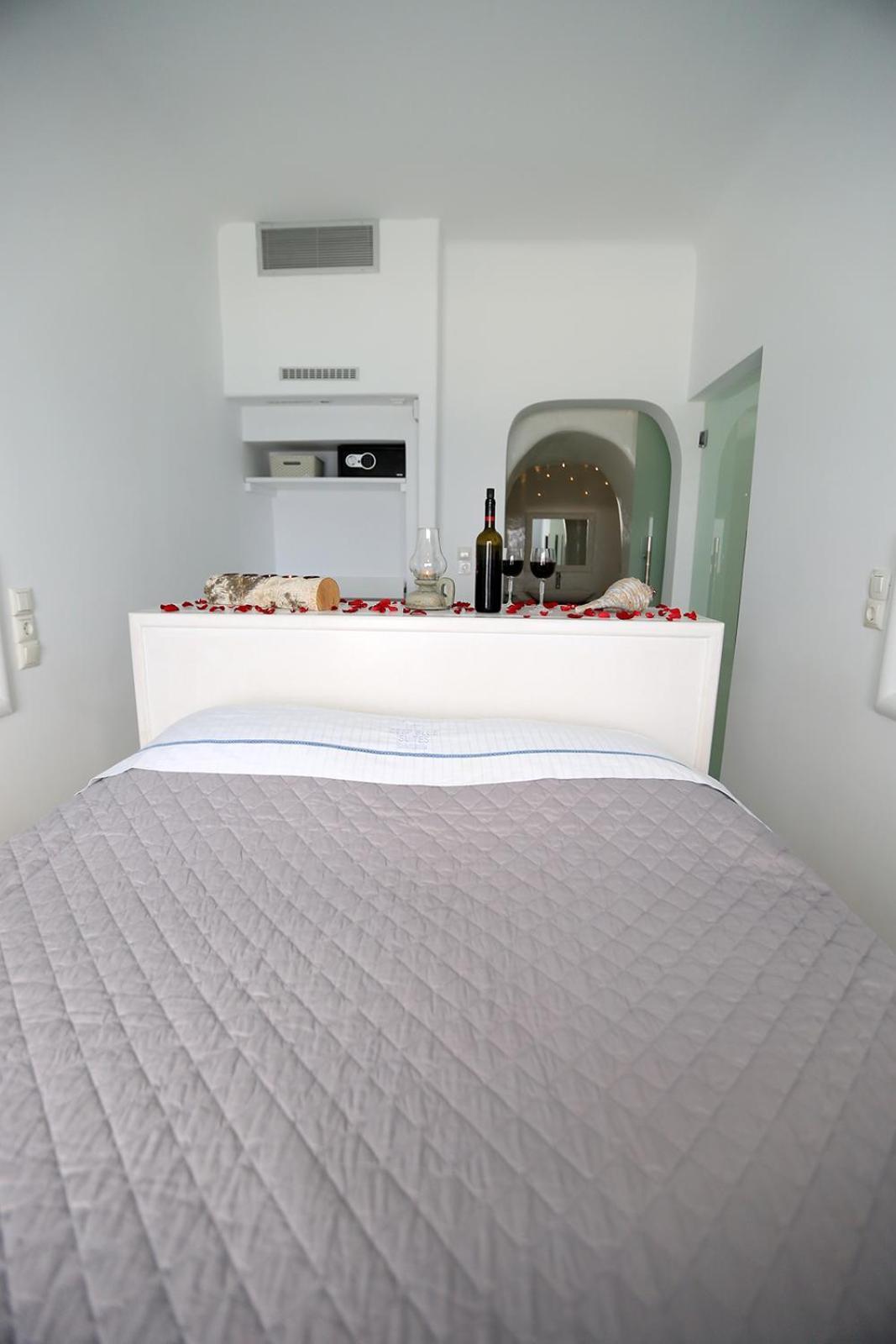 Fira Deep Blue Suites Dış mekan fotoğraf